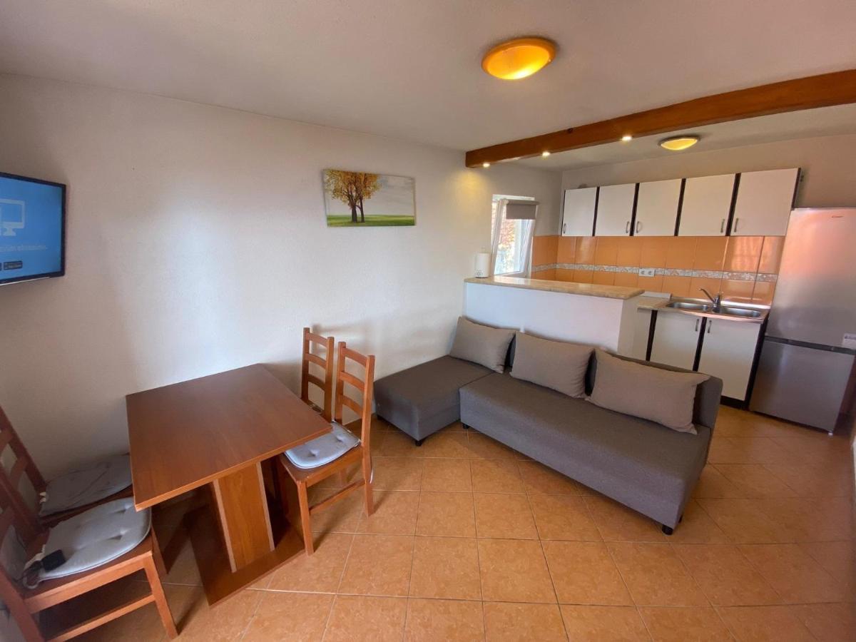Seaside Secluded Apartments Cove Tvrdni Dolac, Hvar - 12655 Gdinj ภายนอก รูปภาพ
